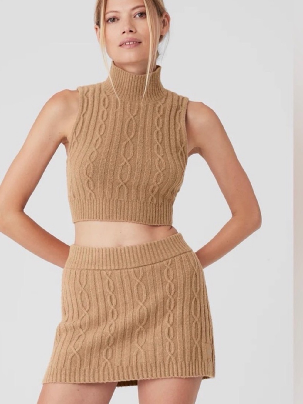 Alo Yoga Winter Bliss Cableknit Cable Knit Sweater Skirt Toasted Almond